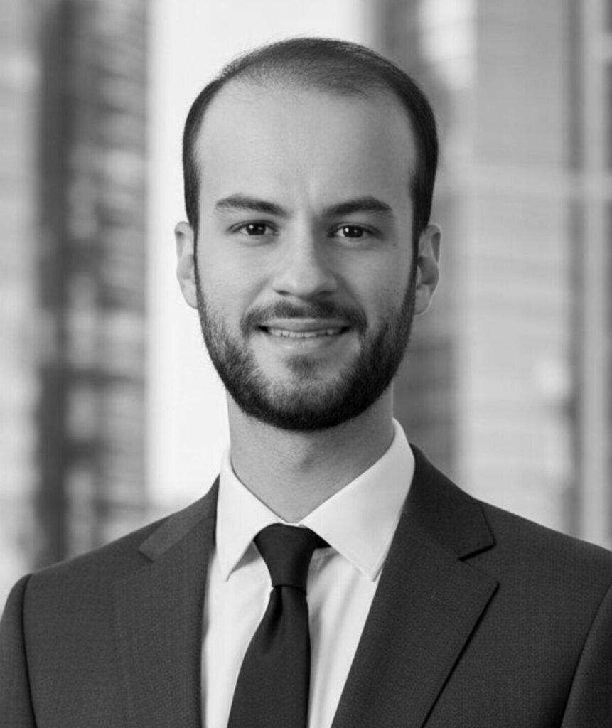 Alexander Kuestermann - Senior Associate - Profile Image -