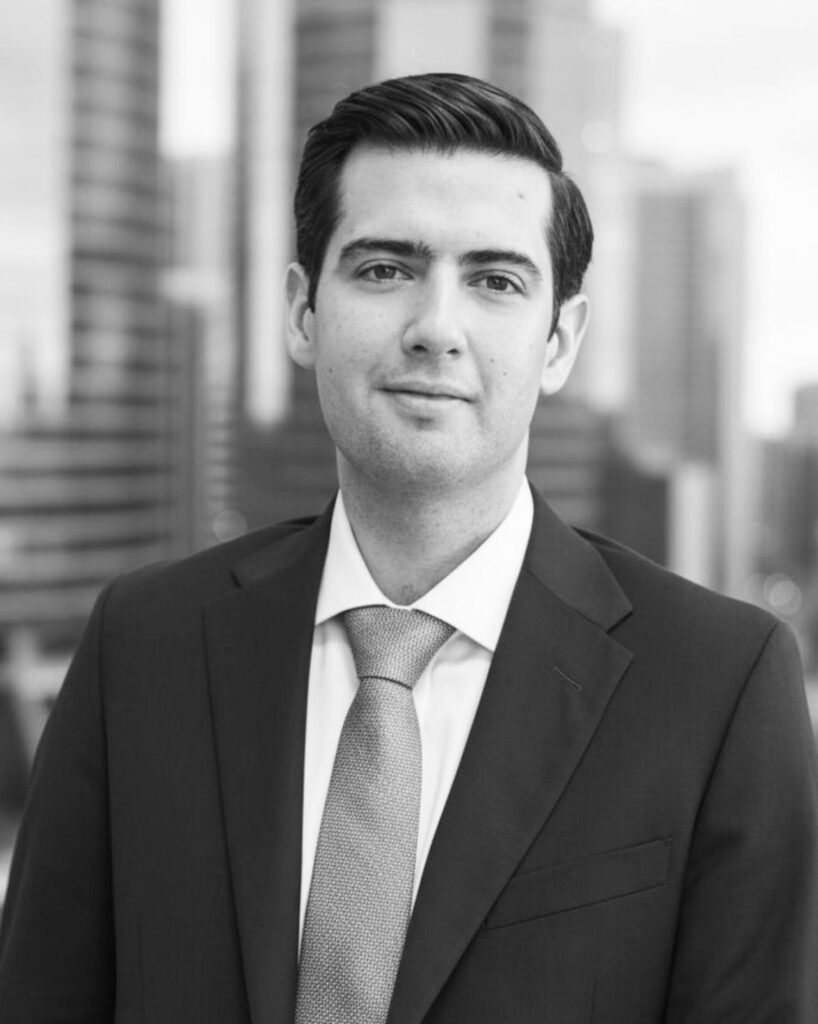 Arturo Barboza - Associate Director - Profile Image -