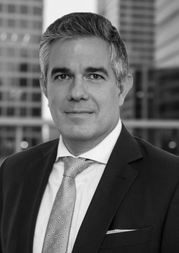 Claudio Marcelo Lamela - Managing Director -